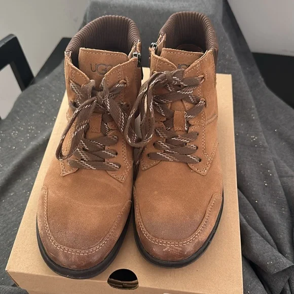 UGG ankle boot - Picture 3 of 8